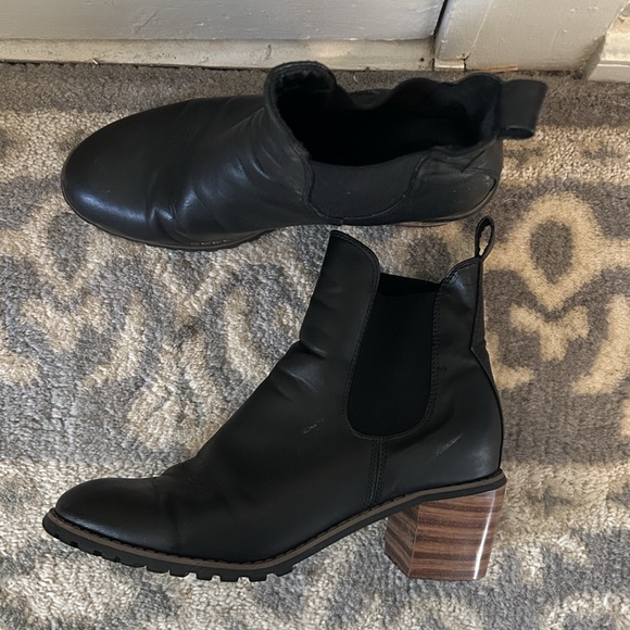 Booties - Picture 7 of 9